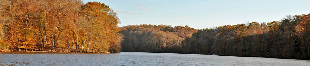 landscape image of water and fall foliage at the Occoquan Reservoir